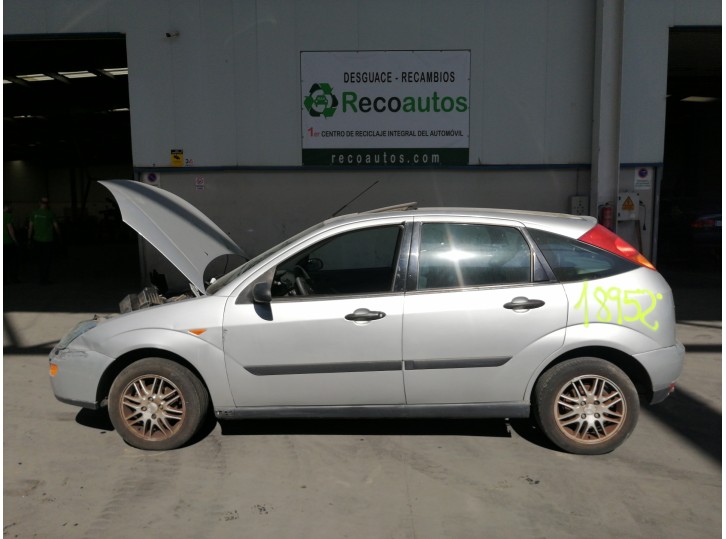 ford focus berlina (cak) del año 1998