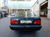 mercedes-benz clase e (w210) del año 1996