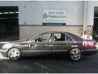 mercedes-benz clase e (w210) berlina del año 2001