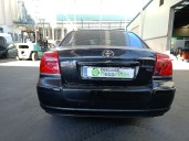 toyota avensis berlina (t25) del año 2005