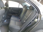 toyota avensis berlina (t25) del año 2005