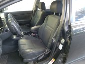toyota avensis berlina (t25) del año 2005