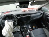 toyota auris del año 2016
