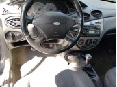 ford focus berlina (cak) del año 1999