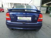 opel astra g berlina del año 2000