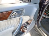 mercedes-benz clase c (w203) berlina del año 2001