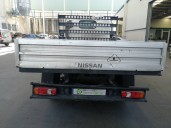 nissan cabstar del año 2004