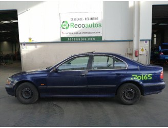 bmw serie 5 berlina (e39) del año 2000