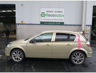 opel astra h berlina del año 2004