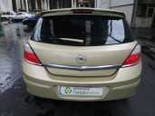 opel astra h berlina del año 2004