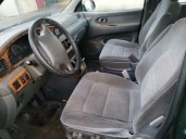 kia carnival del año 2000