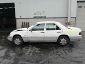 mercedes-benz clase e (w124) berlina del año 1995