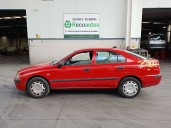 mitsubishi carisma (da_) del año 2002