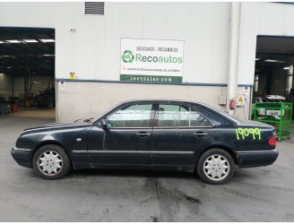 mercedes-benz clase e (w210) berlina del año 1997