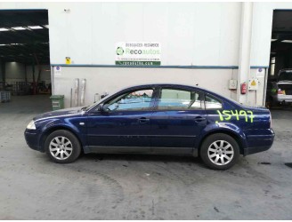 volkswagen passat sedan (3b3) from year 2002