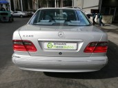 mercedes-benz clase e (w210) berlina diesel del año 2001