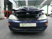 ford focus berlina (cak) del año 2001