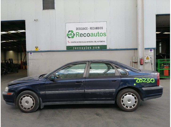 volvo s80 berlina del año 2000
