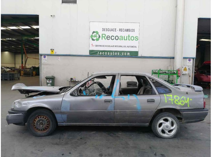 opel vectra a del año 1989