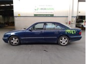 mercedes-benz clase e (w210) berlina del año 1999