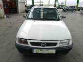 opel astra f berlina del año 1995