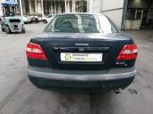 volvo s40 berlina del año 2000