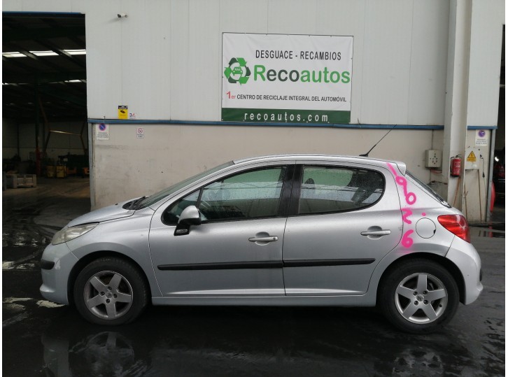 peugeot 207 from year 2008