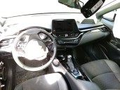 toyota c-hr (_x1_) del año 2023