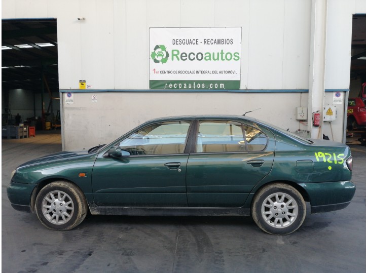 nissan primera berlina (p11) del año 1999