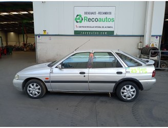 ford escort berlina/turnier del año 1998