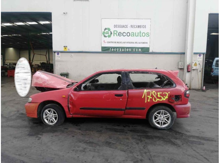 nissan almera (n15) del año 2000