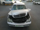 mercedes-benz clase c (w203) berlina del año 2001