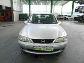opel vectra b berlina del año 2001