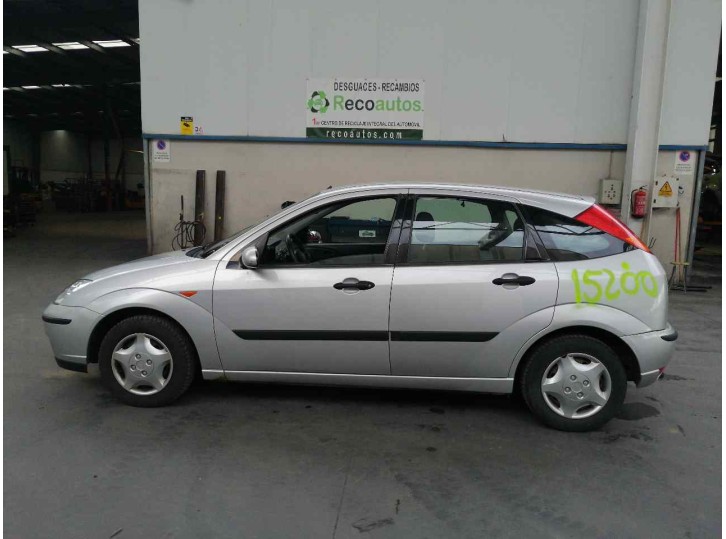 ford focus berlina (cak) del año 2002