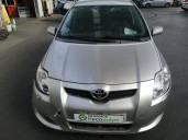 toyota auris del año 2009