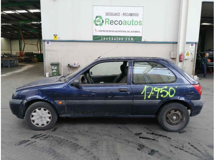 ford fiesta berlina (dx) del año 2000