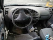 ford fiesta berlina (dx) del año 2000