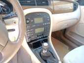 jaguar x-type del año 2001