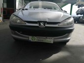 peugeot 206 berlina del año 2001