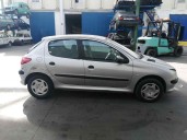 peugeot 206 berlina del año 2001