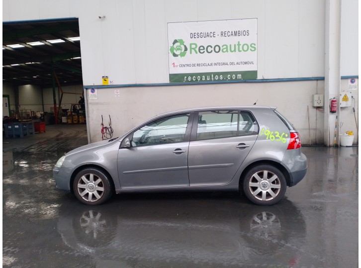 volkswagen golf v berlina (1k1) del año 2005