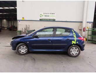 peugeot 206 berlina del año 2002
