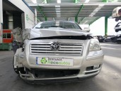 toyota avensis berlina (t25) del año 2004