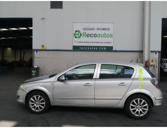 opel astra h berlina del año 2007