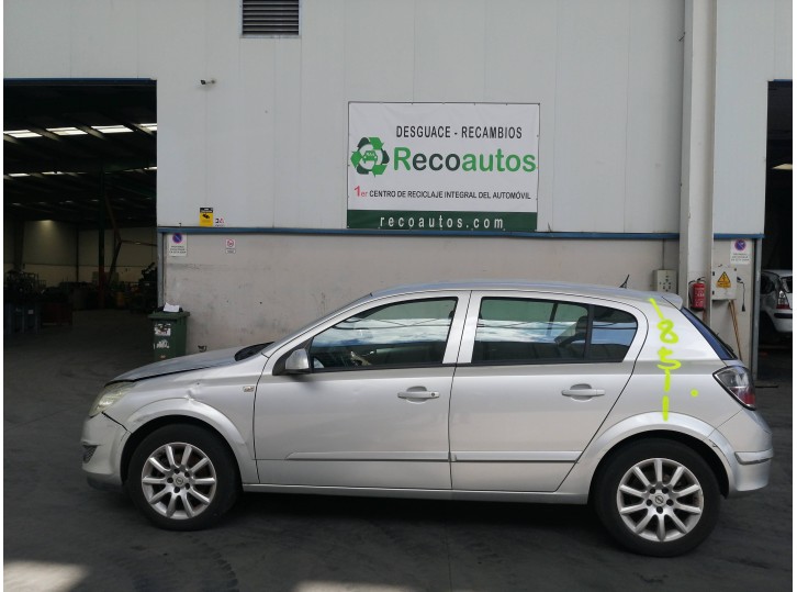 opel astra h berlina del año 2007