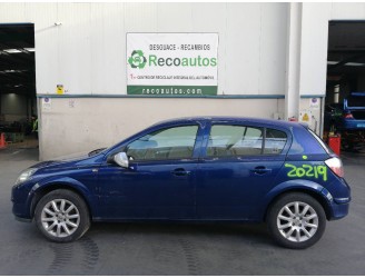 opel astra h berlina del año 2005
