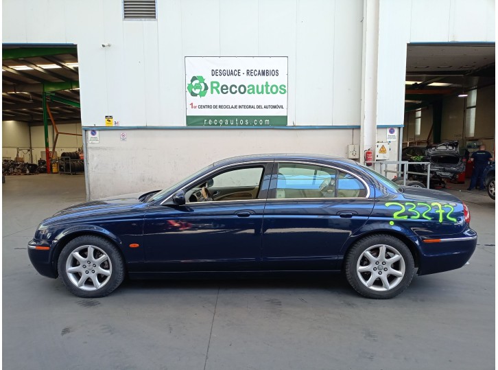 jaguar s-type del año 2004