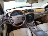 jaguar s-type del año 2004