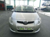 toyota auris del año 2008