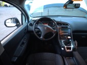 peugeot 5008 (0u_, 0e_) del año 2016